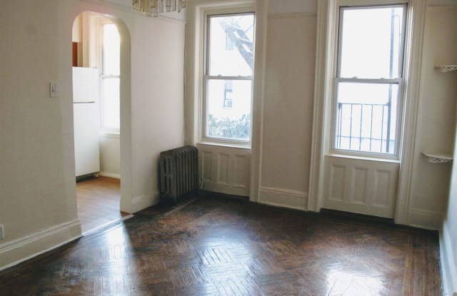 218 Hawthorne St. Apt. 2A - 218 Hawthorne Street, Brooklyn, NY 11225