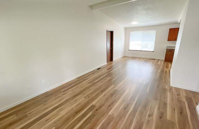 3 Bedroom, 1.5 Bath House Gallery 4