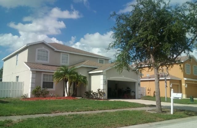 7704 Dragon Fly Loop - 7704 Dragon Fly Loop, Gibsonton, FL 33534