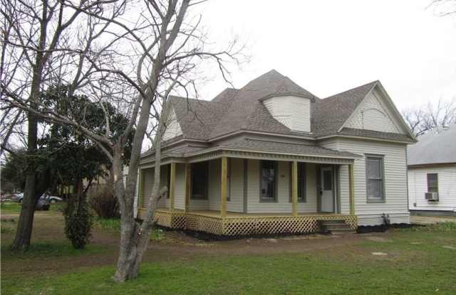 303 N. Douglas Ave. Gallery 3