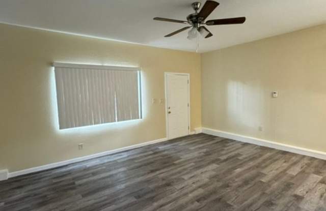 Faris Ct Apts. Gallery 3