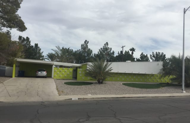 3328 Seneca Dr - 3328 Seneca Drive, Paradise, NV 89169