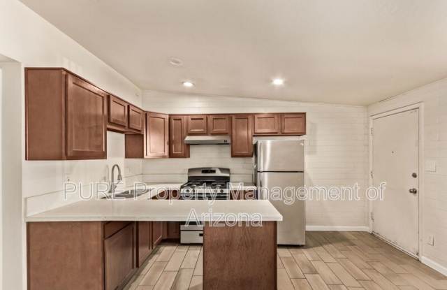 1002 S Mariana St photos photos