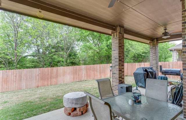 250 Ashlawn Drive Gallery 4