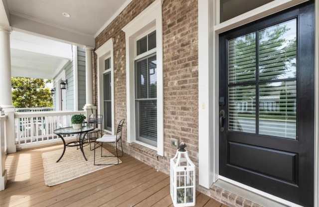 1233 Parkstead Lane Gallery 4