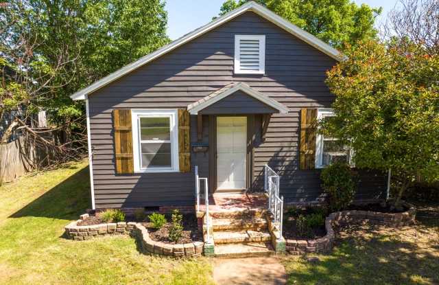 Freshly Updated 2 Bedroom House photos photos