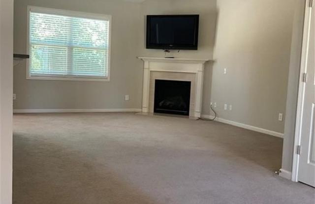 865 Westmoreland Lane Gallery 3