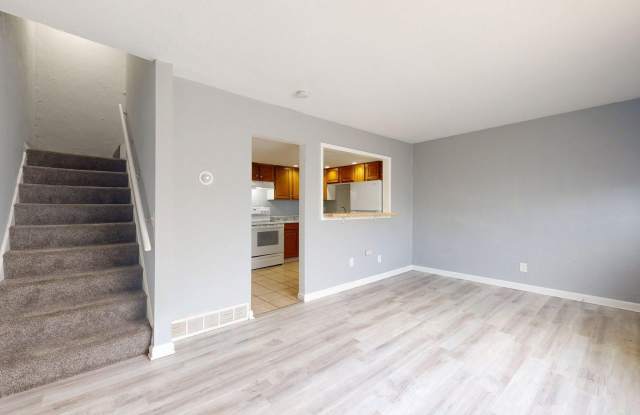Elyria - updated 2 bedroom/1 bath townhouse. photos photos
