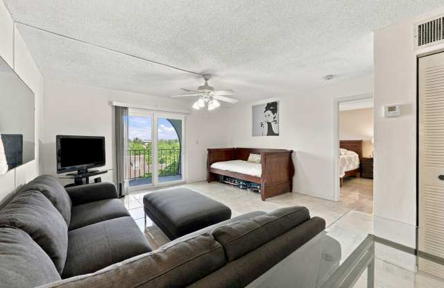3909 N OCEAN Boulevard Gallery 4