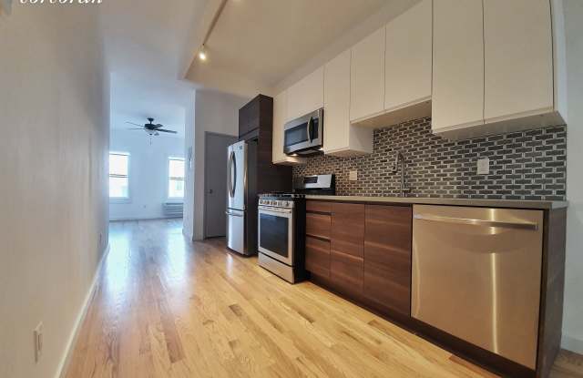 431 Graham Avenue - 431 Graham Avenue, Brooklyn, NY 11211
