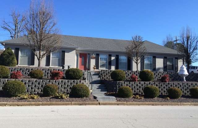 1402 Scenic Dr photos photos