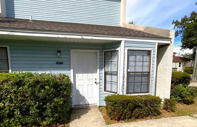 Townhouse in Marianna photos photos