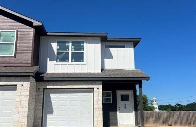 1806 Royal Loop photos photos
