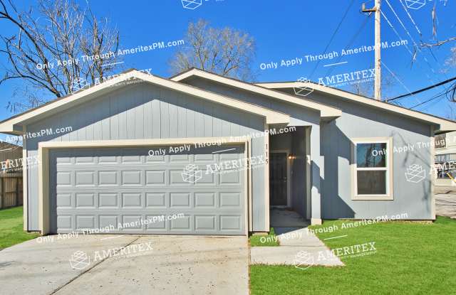 115 N Houston Ave - 115 North Houston Avenue, Humble, TX 77338