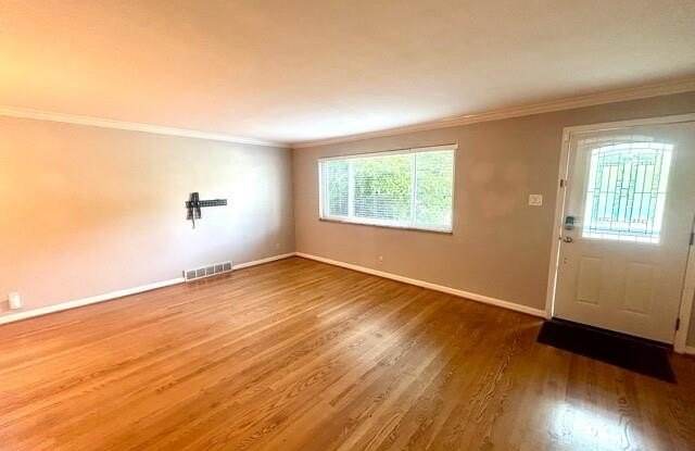 7582 Blackberry Avenue Gallery 2