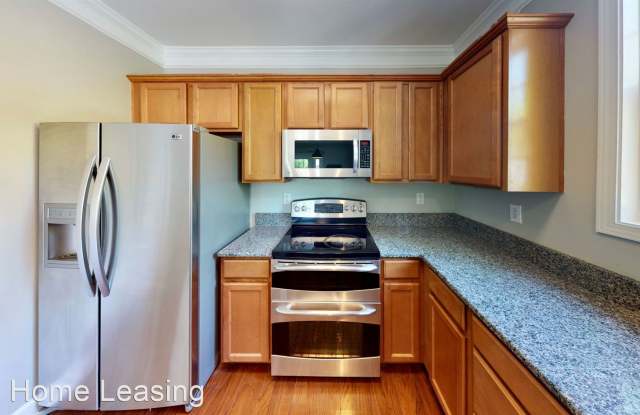 8853 Arbor Creek Drive Gallery 4
