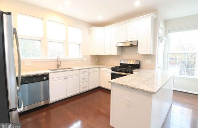 13875 AUSABLE COURT Gallery 4