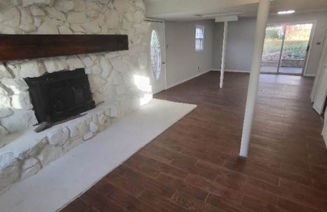 2571 bailey dr Gallery 4