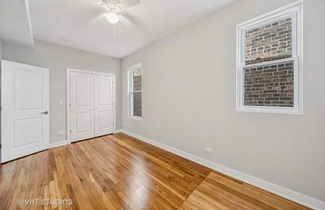 539 N Trumbull Avenue Gallery 4