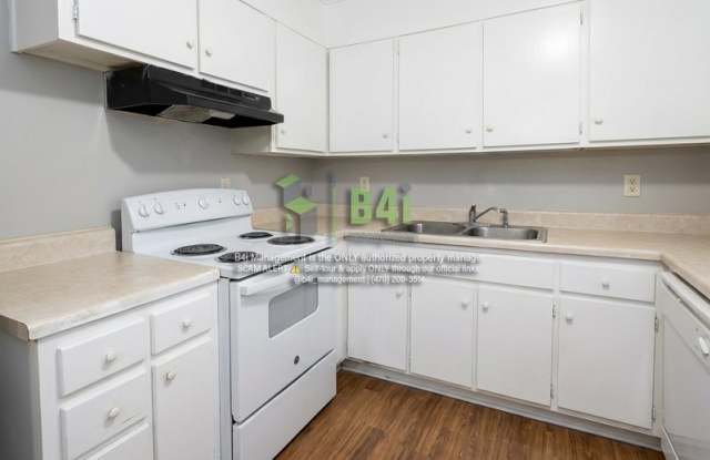 6967 Dell Court Gallery 2