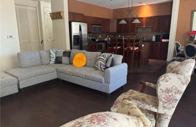 2405 Serene Avenue Gallery 4