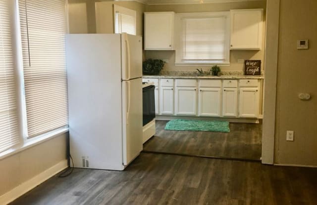417 Lakewood - 417 Lakewood Avenue, Charlotte, NC 28208
