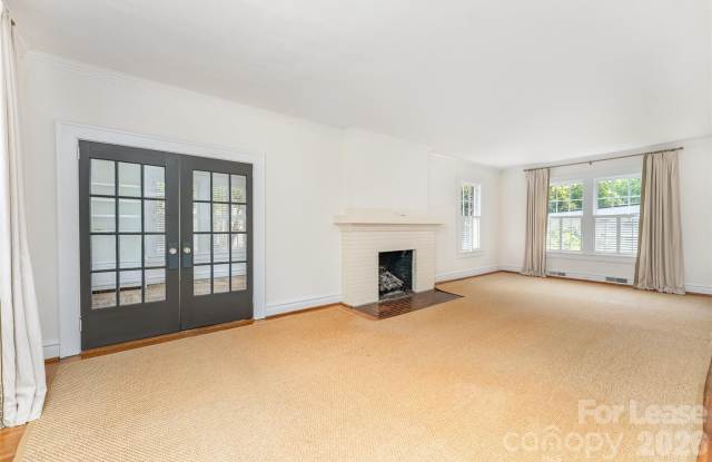 2000 W Dilworth Road W Gallery 3