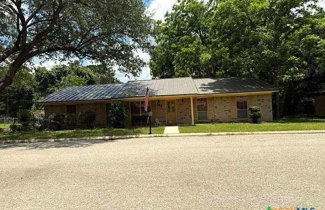 203 Memorial Drive photos photos
