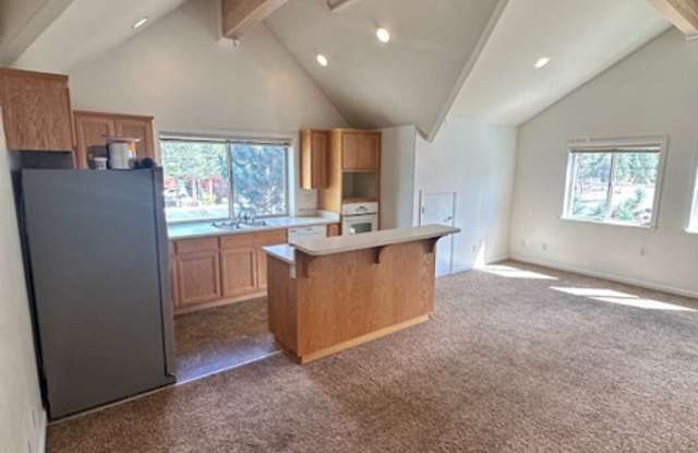 Super cute upstairs apartment available now for viewing and renting!! Call me today to view and apply! - 1089 Magua Street, El Dorado County, CA 96150 Super cute upstairs apartment available now for viewing and renting!! Call me today to view and apply! - 1089 Magua Street, El Dorado County, CA 96150