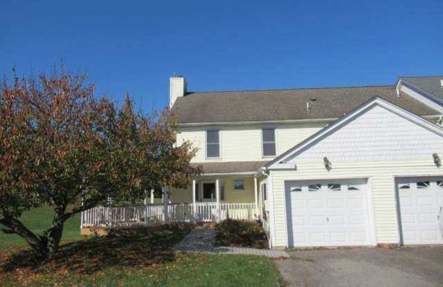 1 Lakeview Ter - 1 Lakeview Terrace, Sussex, NJ 07461