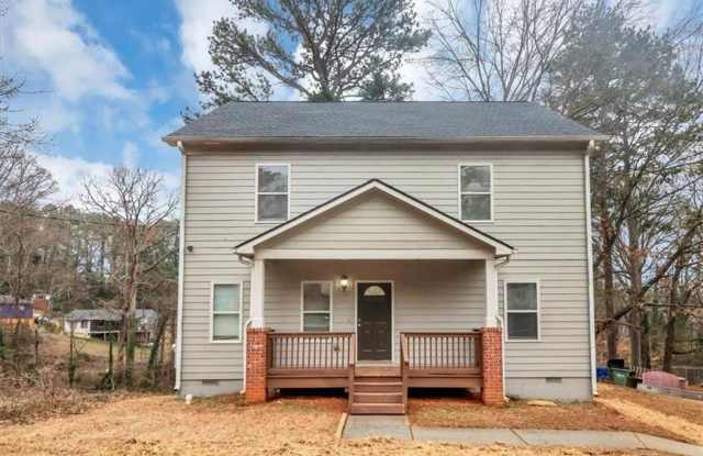 Spacious 5BR / 3BA Single-Family Home with Convenient City Access photos photos