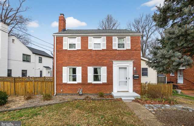 6031 9TH Street N - 6031 9th Street North, Arlington, VA 22205