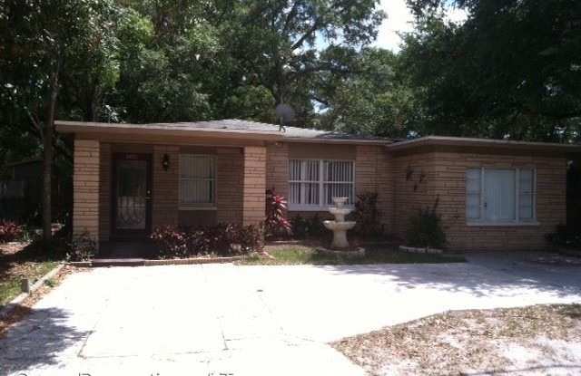 2203 E Minnehaha St - 2203 East Minnehaha Street, Tampa, FL 33610