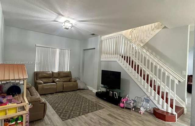 23902 SW 108th Ave photos photos