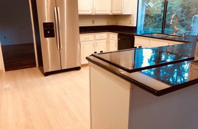 4641 121st Ave SE Gallery 3