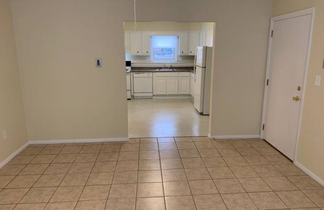 64 Lorchris St. Gallery 3