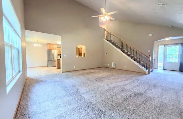 606 Highland Ridge Drive - 1 Gallery 2