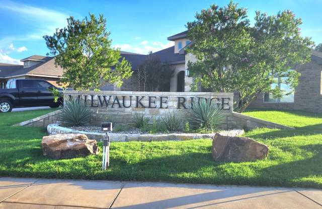 FOR LEASE -GEOURGOUS  3/2/2  - MILWAUKEE RIDGE - FRENSHIP ISD Gallery 3