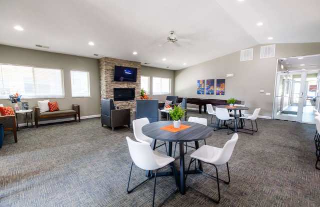 Capitol Grove Apartments Gallery 2