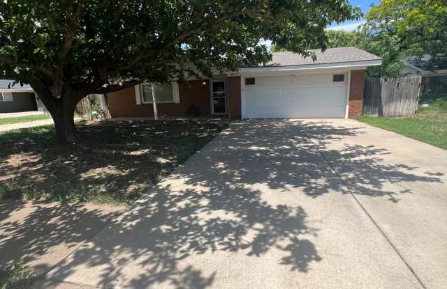 Large 3 bed 2 bath home photos photos