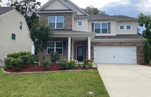 Room in 6 Bedroom Home at Agnew Dr photos photos
