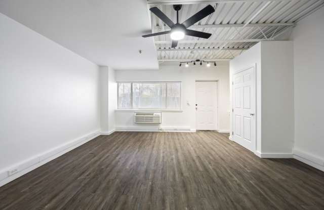 1039 North Molly Court Gallery 2