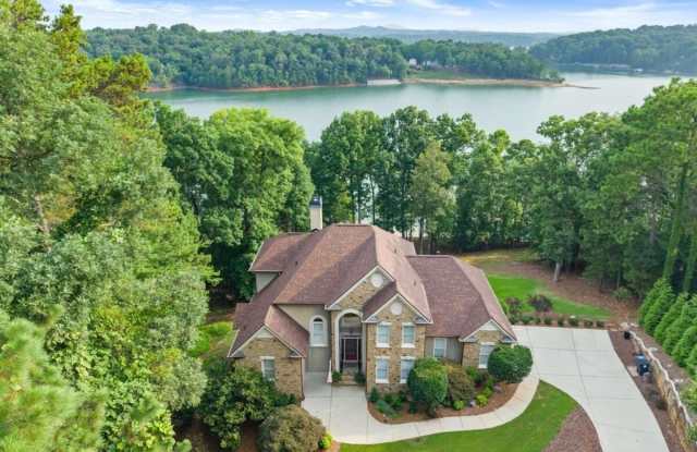 2819 NE Point Overlook Gallery 1