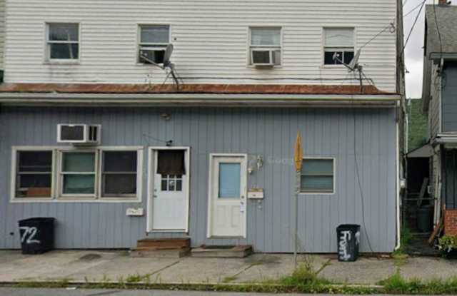 70-72 Catawissa Gallery 1