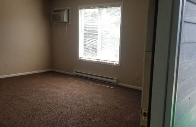 4245 Sabin Dr - 4245 Sabin Drive, Portage County, OH 44272