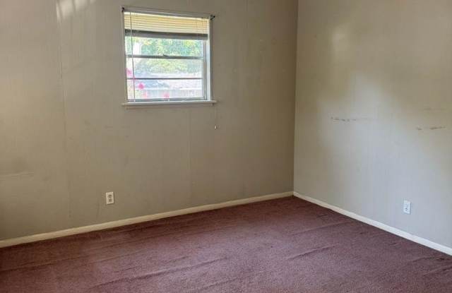 318 E Purdon Gallery 4