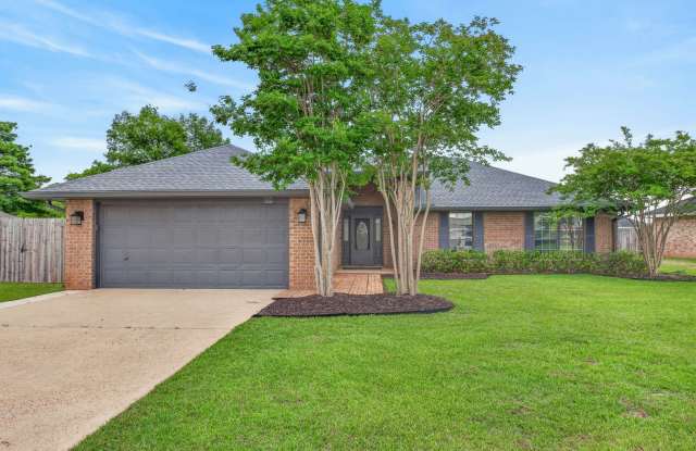 4/2 with screened patio coming soon in Ashford Park! photos photos