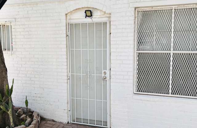 1031 Arizona Avenue photos photos