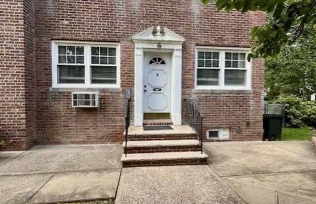 3 Dongan Avenue photos photos