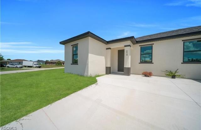 2416/2418 XELDA Avenue N photos photos 2416/2418 XELDA Avenue N photos photos